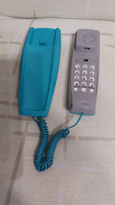 Стационарный телефон
