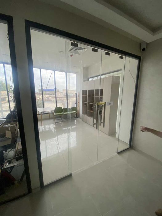 Продаётся срочно 13 м2 магазин, готовый