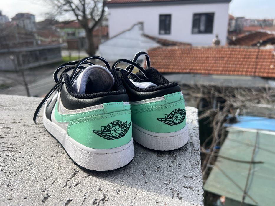 Nike Air Jordan 1 Retro Low 38.5