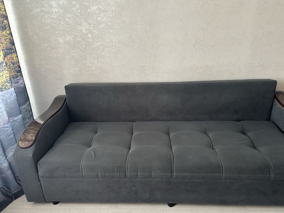 Диван цвет серый нрвый