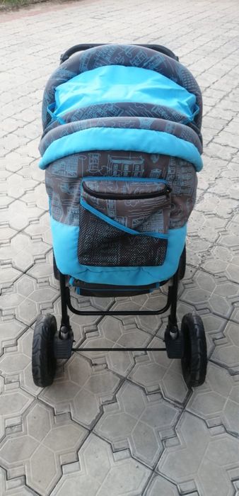 Продам детскую коляску