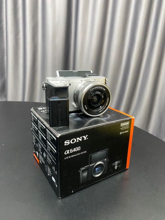 Камера Sony a6400