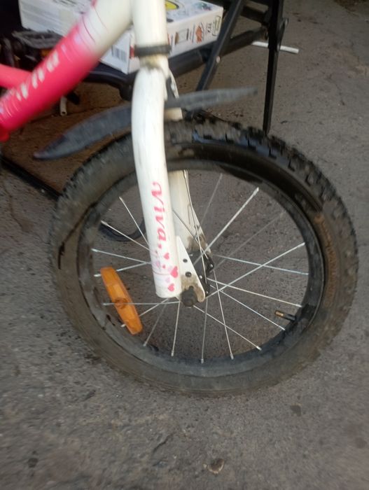 Продам велосипед и самокаты