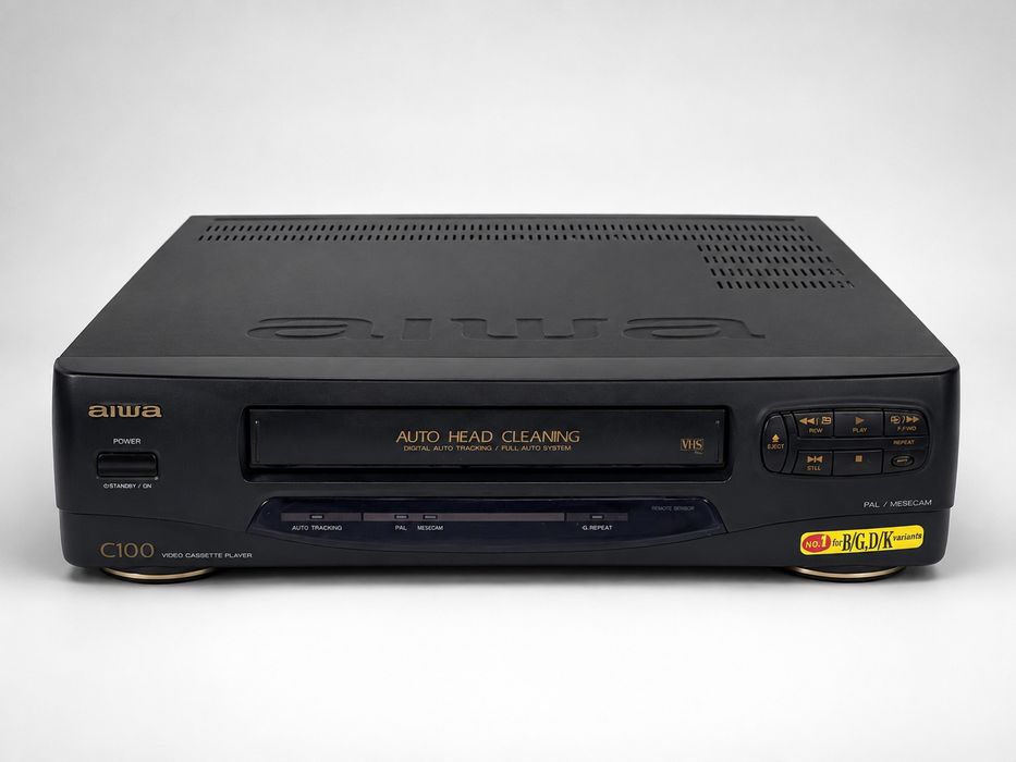 AIWA C100 VHS videomagnitofoni va Daewoo BBS magnitofoniВидеомагнитофо