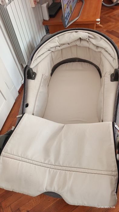Carucior Stokke Trailz 2in1 + accesorii