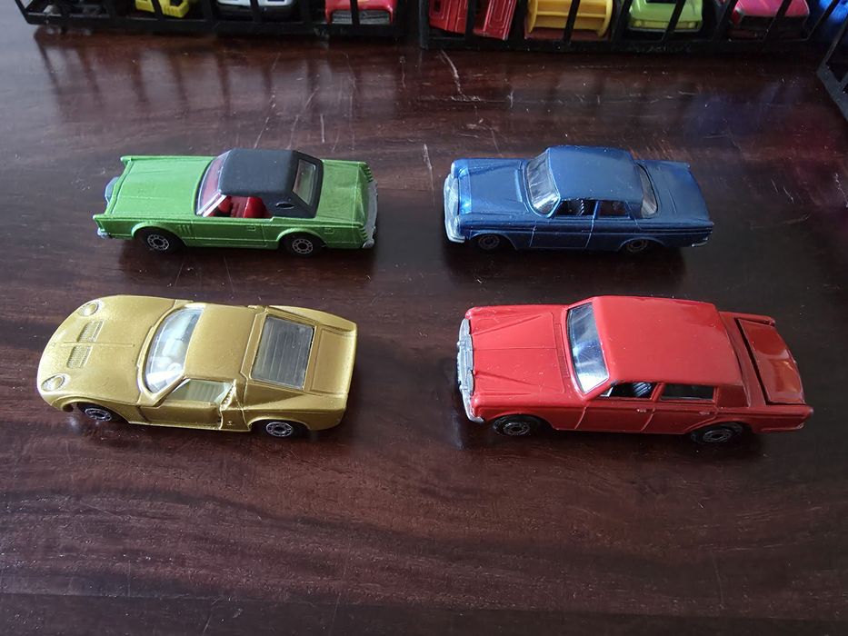 Matchbox колички - продават се само в комплект