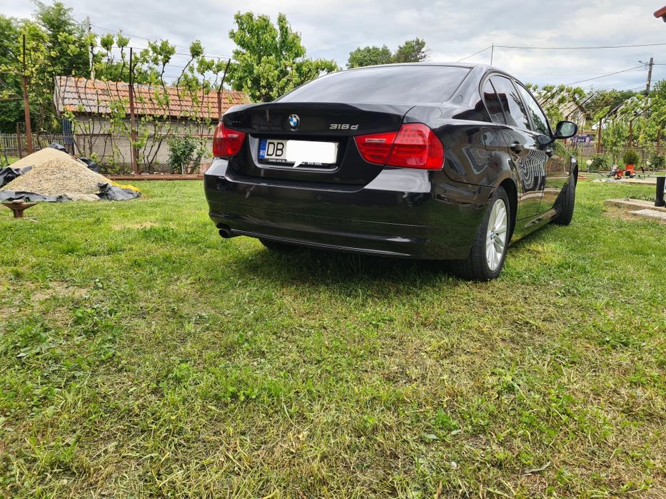 BMW Seria 3 E90 Facelift, 318d 2.0 diesel 136CP Euro 5