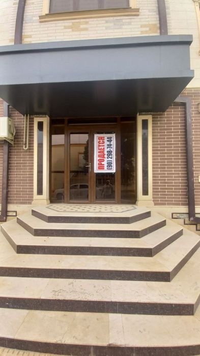 офис сотилади 11500$  доллар