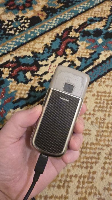 Nokia 8800 Carbon 4GB
