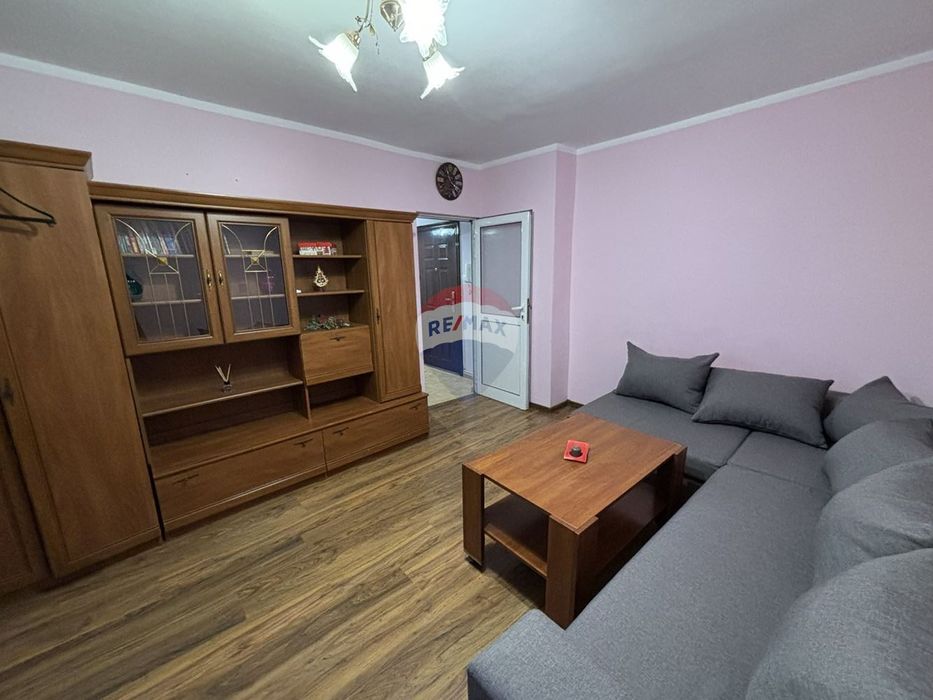 Дава се под наем Двустаен апартамент в Варна, Младост 1 - 42 кв.м за 357 € - Снимка #1