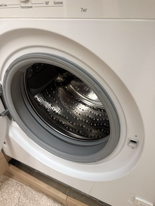 Стиралка Bosch белая