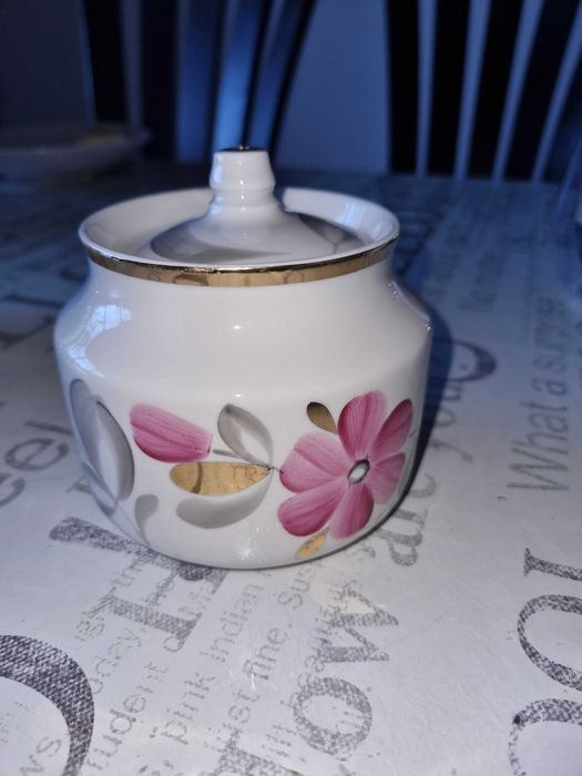 Захарница стар порцелан