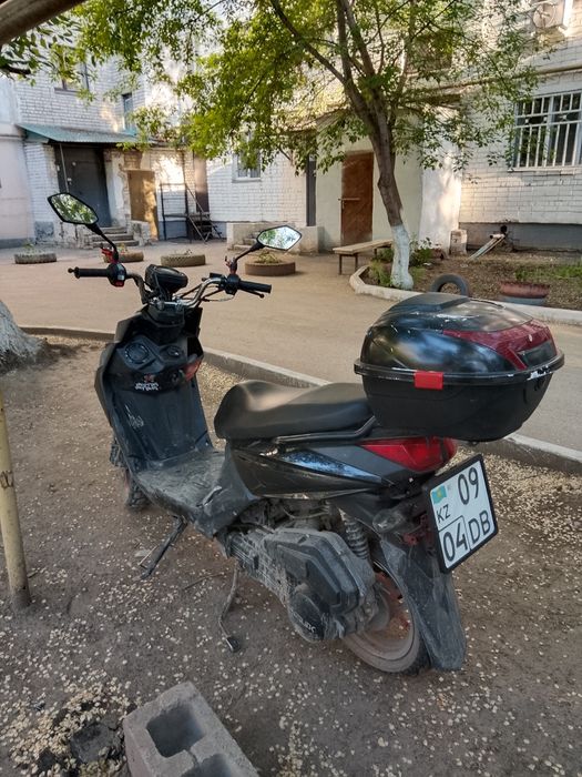 Продам скутер самурай мопед 200 кубов