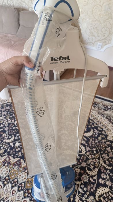 Паровой утюг Тефаль