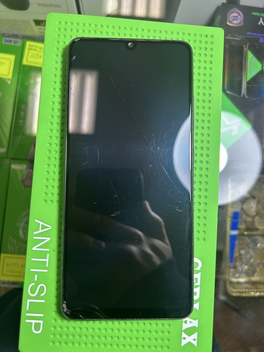 Продам смартфон Samsung Galaxy A32