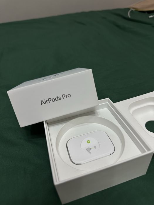 AirPods  Pro