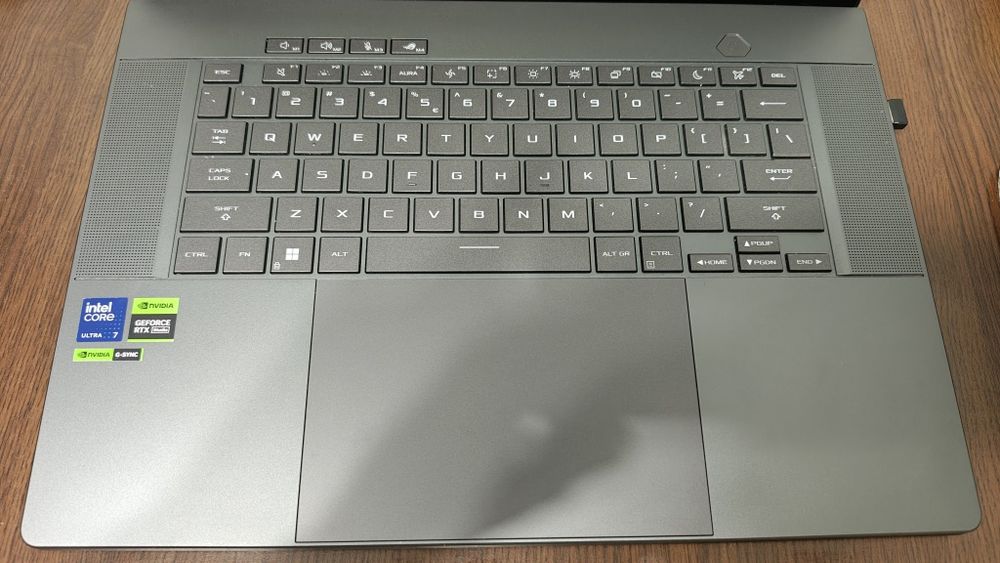 Laptop Asus ROG Zephyrus G16 OLED RTX4070 cu garanție