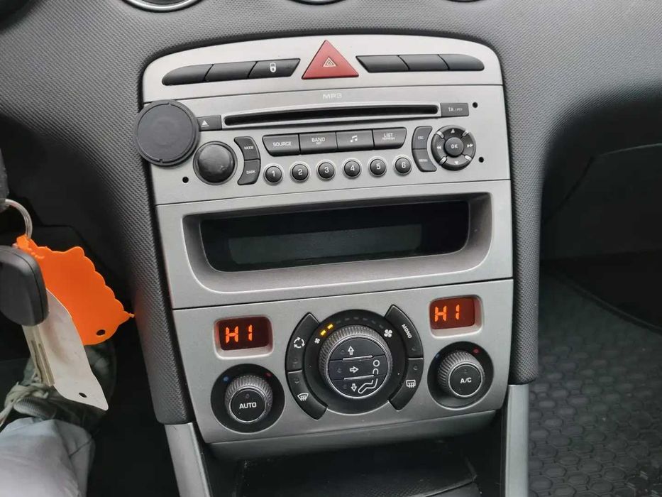 ***САМО НА ЧАСТИ*** Peugeot 308 1.6 16V, Ръчни скорости