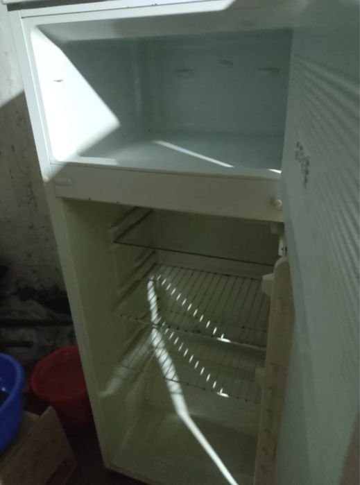 Холодильник  сатылады