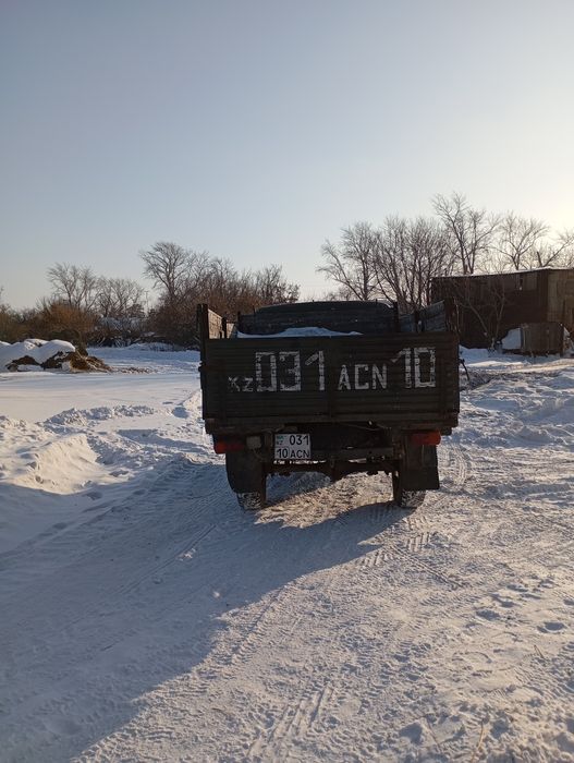 Продам Уаз 3303 (бортовой).