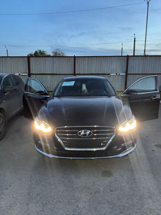 Продаю grandeur  2016г 2.4 бензин