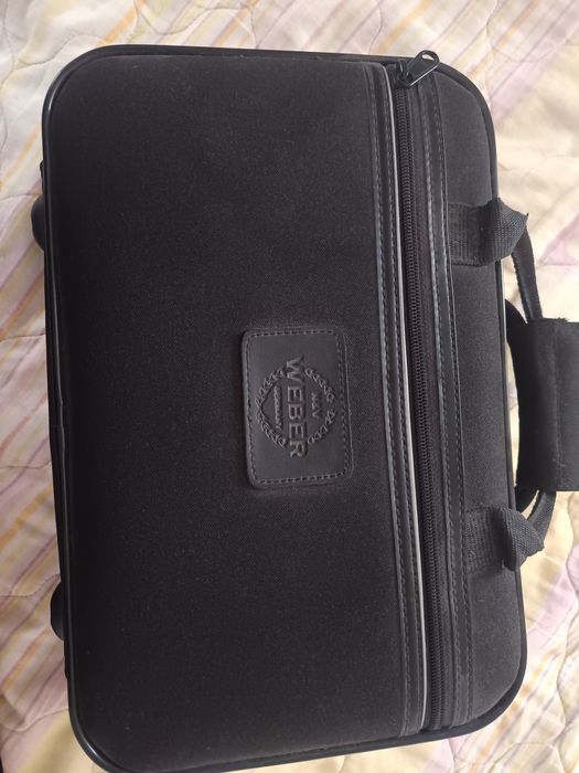 Продавам кларинет Weber Bb