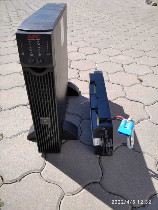 Smart UPS APC RT-2000