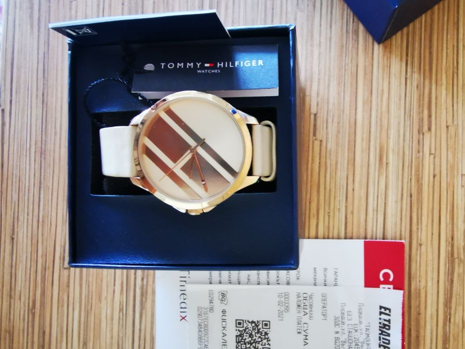 Дамски часовник Tommy Hilfiger