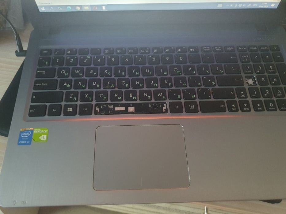 Ноутбук  Asus ..