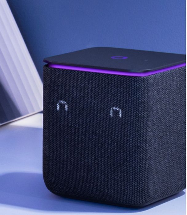 Смарт колона/ Smart speaker
