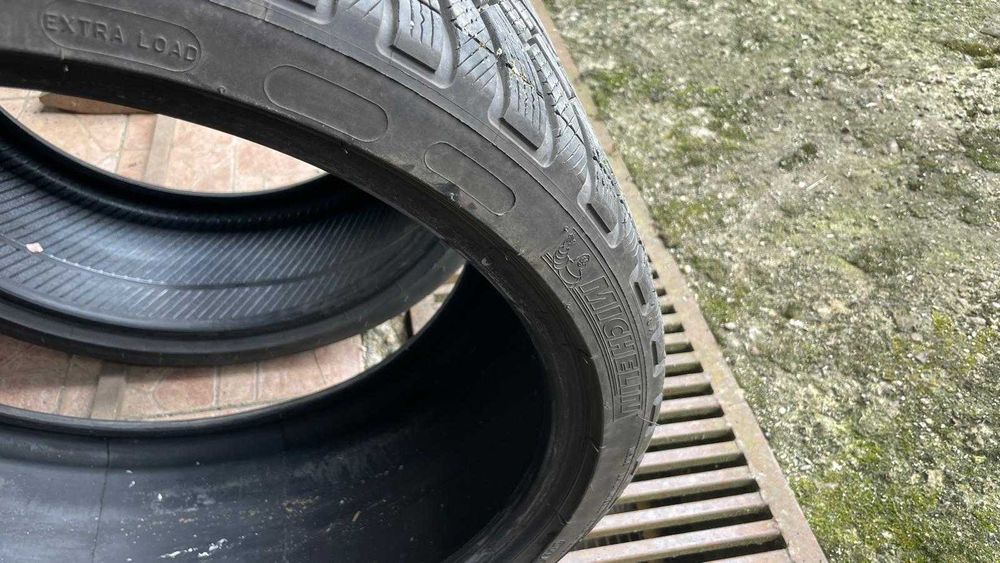 2 Anvelope Michelin iarna, utilizate 2 anotimpuri, 265x30x R20