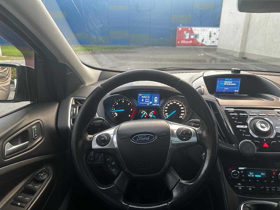 Ford Kuga 2014(4x4)