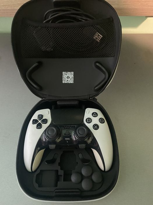 Джойстик DualSense Edge за Плейстейшен 5