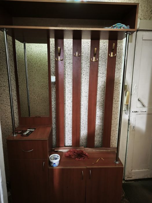 Продам прихожку и шкаф