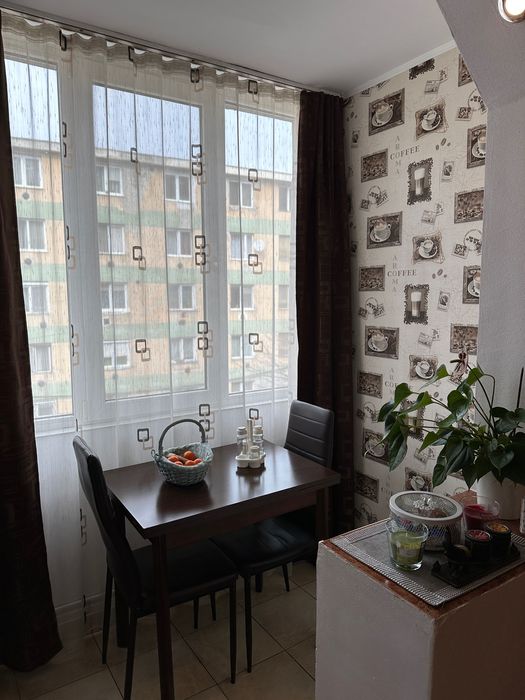 Inchiriez apartament cu doua camere la 5 minute de UMFST/COMISON 0