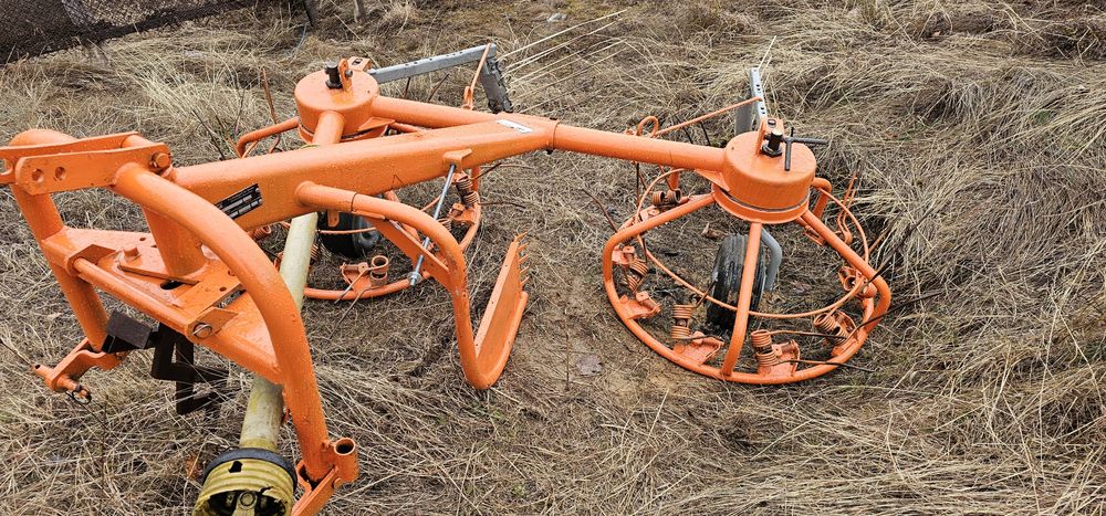 Сеносъбирачка haybob 300