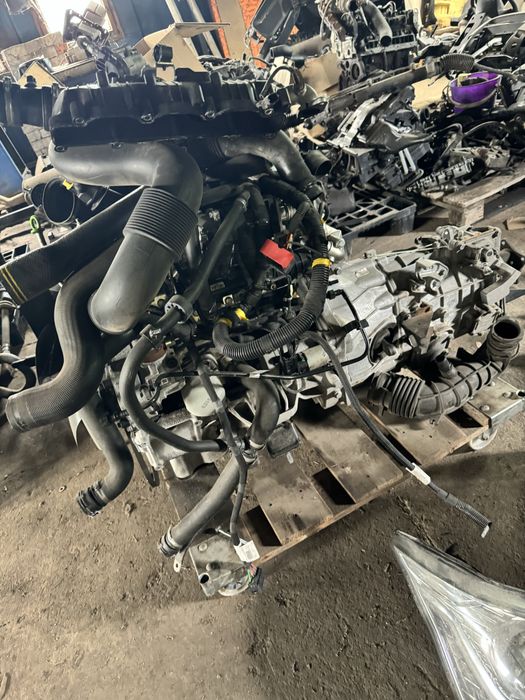 Motor iveco 2.3 an 2024 cu 10.000 km f1agl411