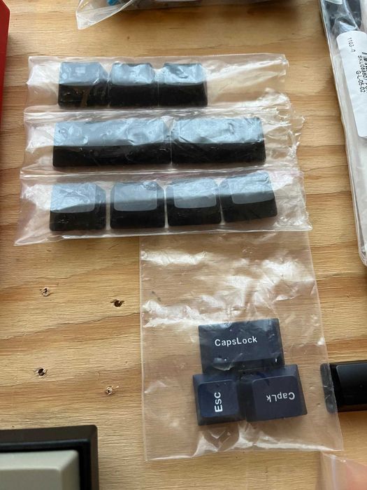 Три механични клавиатури - Leopold FC650MDS, KBP V60MTS-Q, Thermaltake