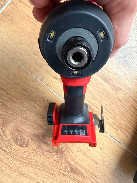 Impact Milwaukee fid3