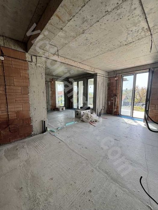 Продава се Къща в с. Леденик, Област Велико Търново - 236 кв.м за 1229 €/кв.м - Снимка #3