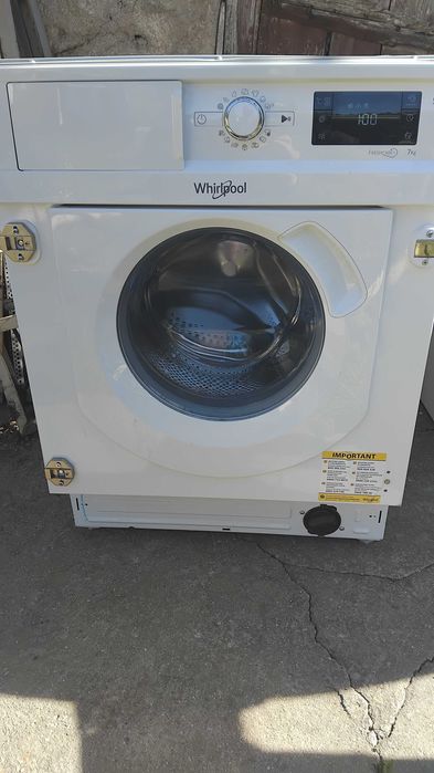 Пералня за вграждане whirlpool 7кг