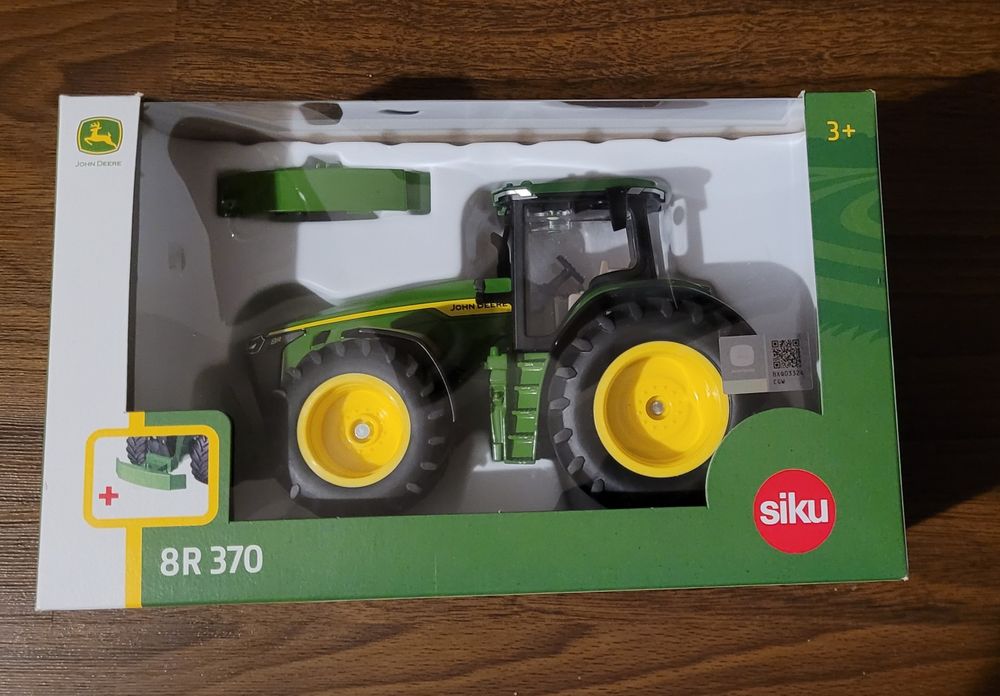 Macheta originala tractor John Deere, noua