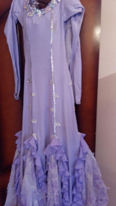 Платье для бальных танцев