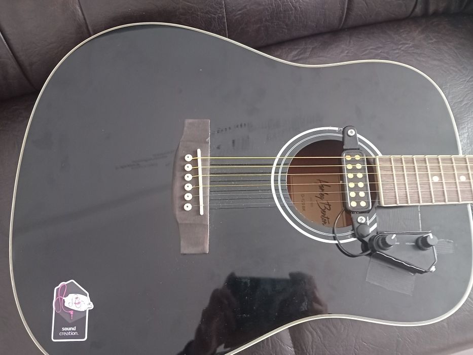 Chitara electro acustica