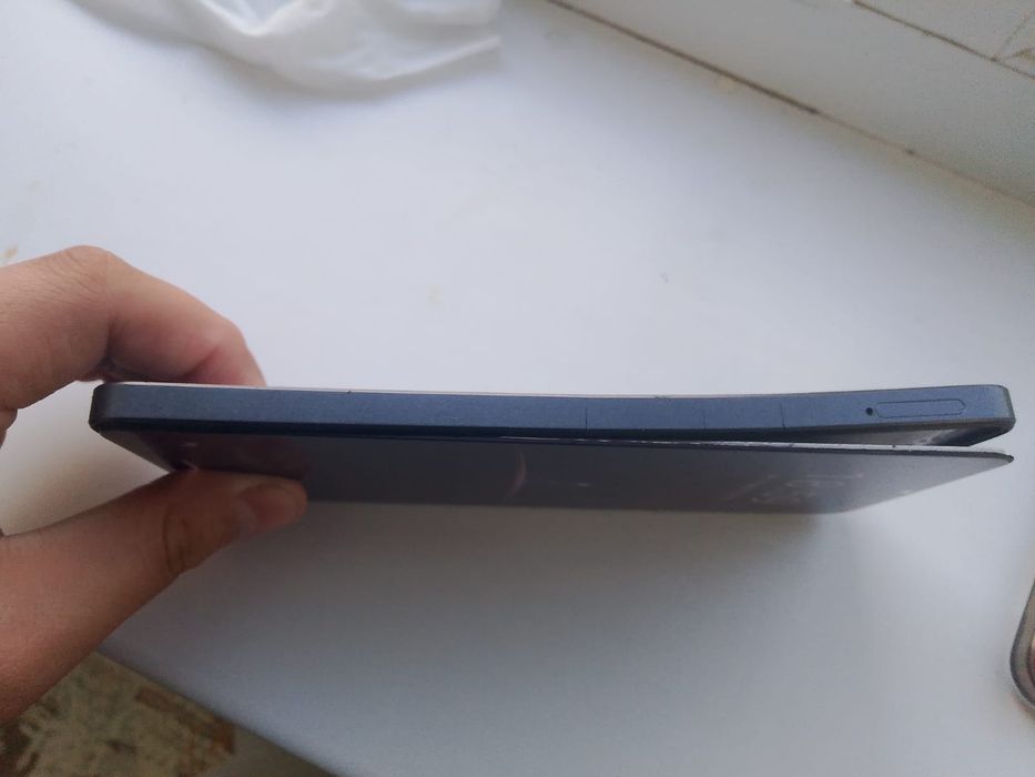 Продам телефон срочноо