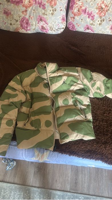 Продам куртку Nike Jordan Flight Heritage Camo
