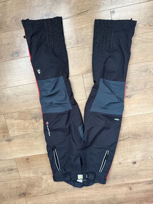 Costum de ski Atomic in stare foarte buna sky snowboard