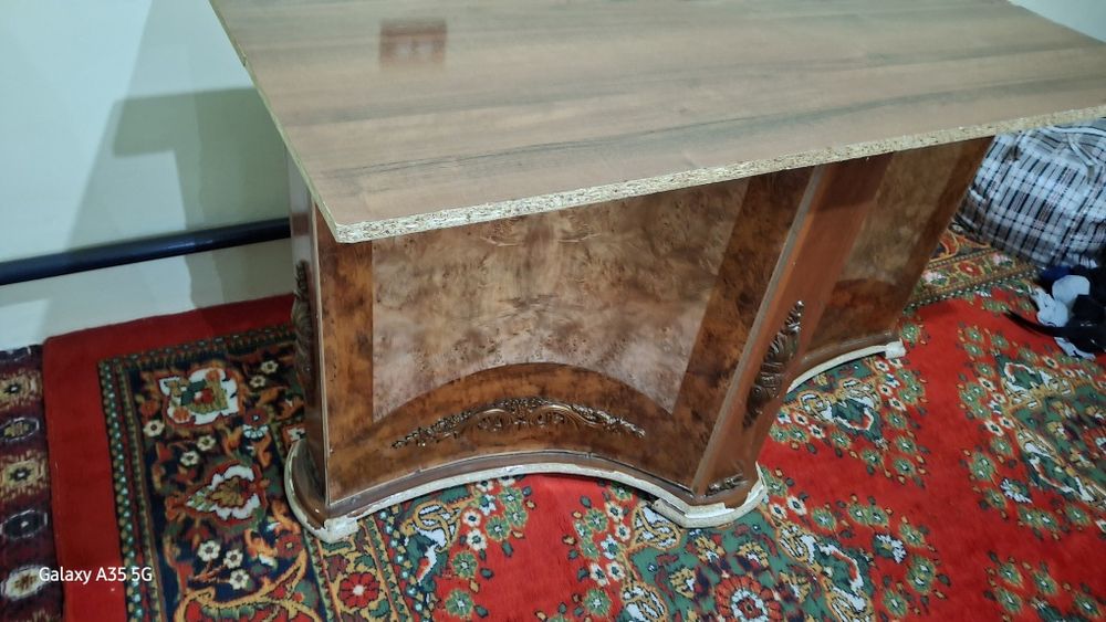 Стол хәм стулчиклер сатылады