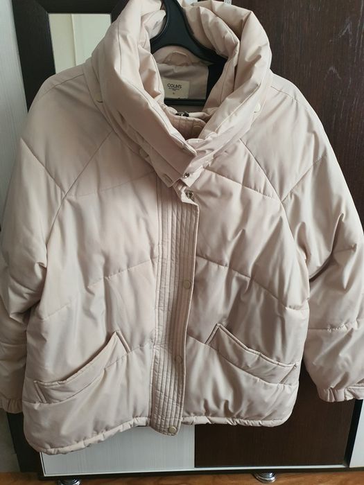 Продам куртку за 9000