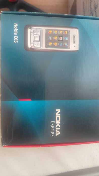 Сотовый телефон Nokia E65